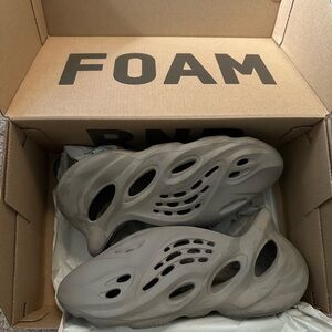 Adidas Yeezy Foam RNNER Stone Sage